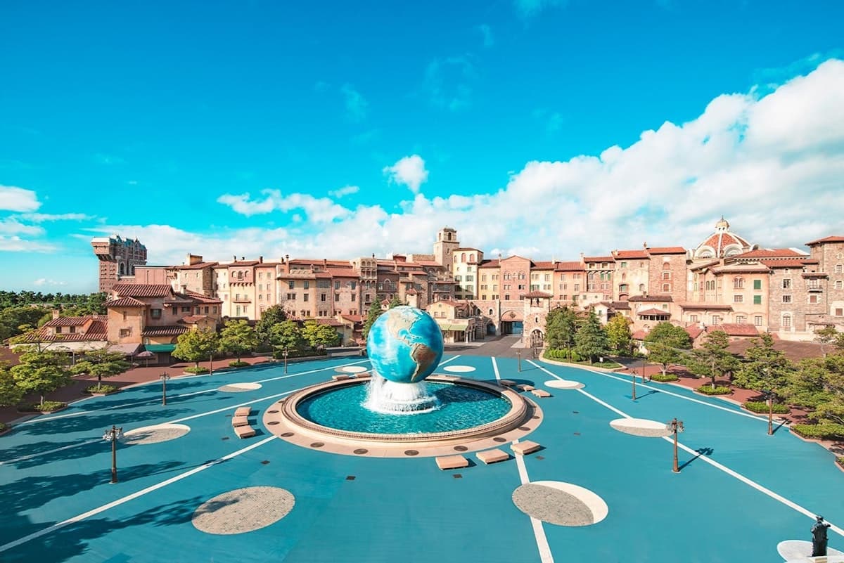 Tokyo DisneySea - photo 2